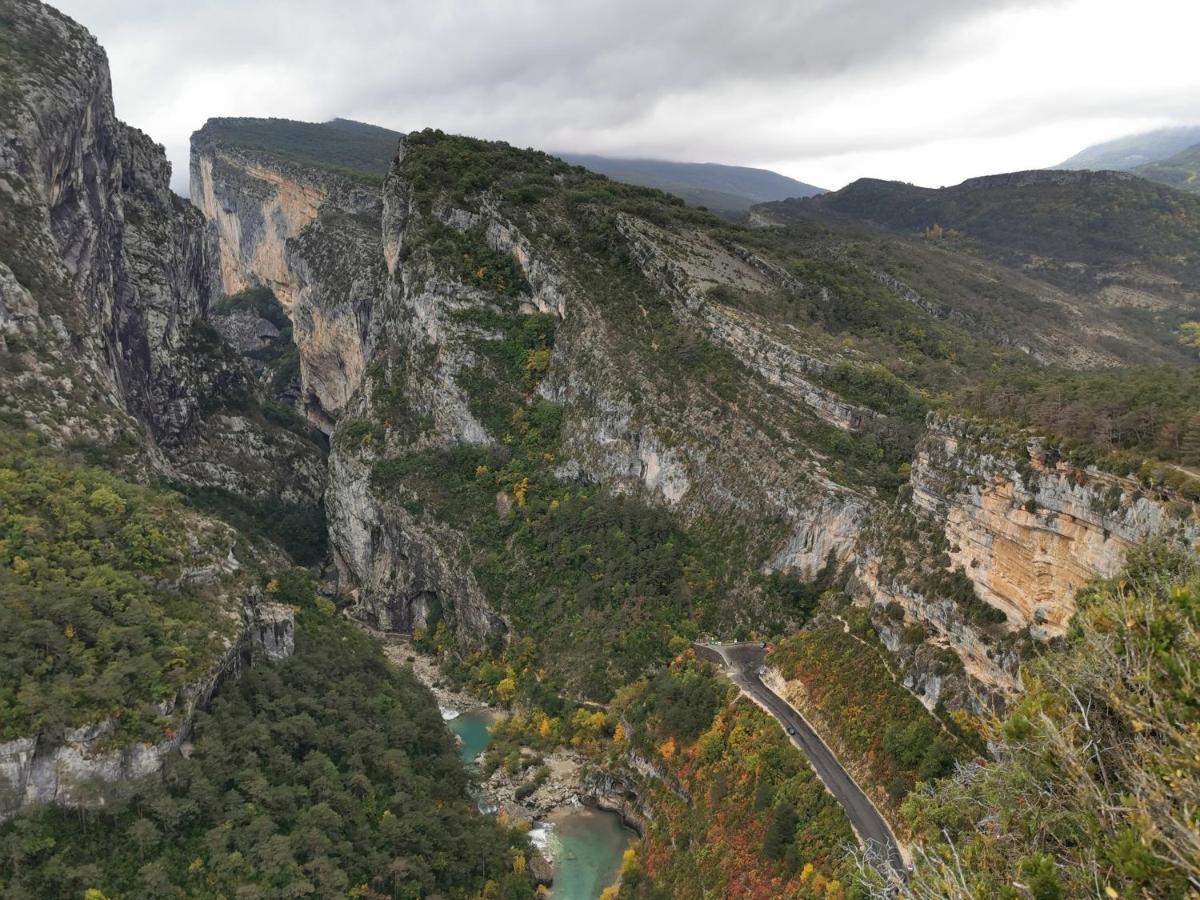 La Peyregoune, Logement En Pleine Nature Et Table D'Hotes Blieux Kültér fotó