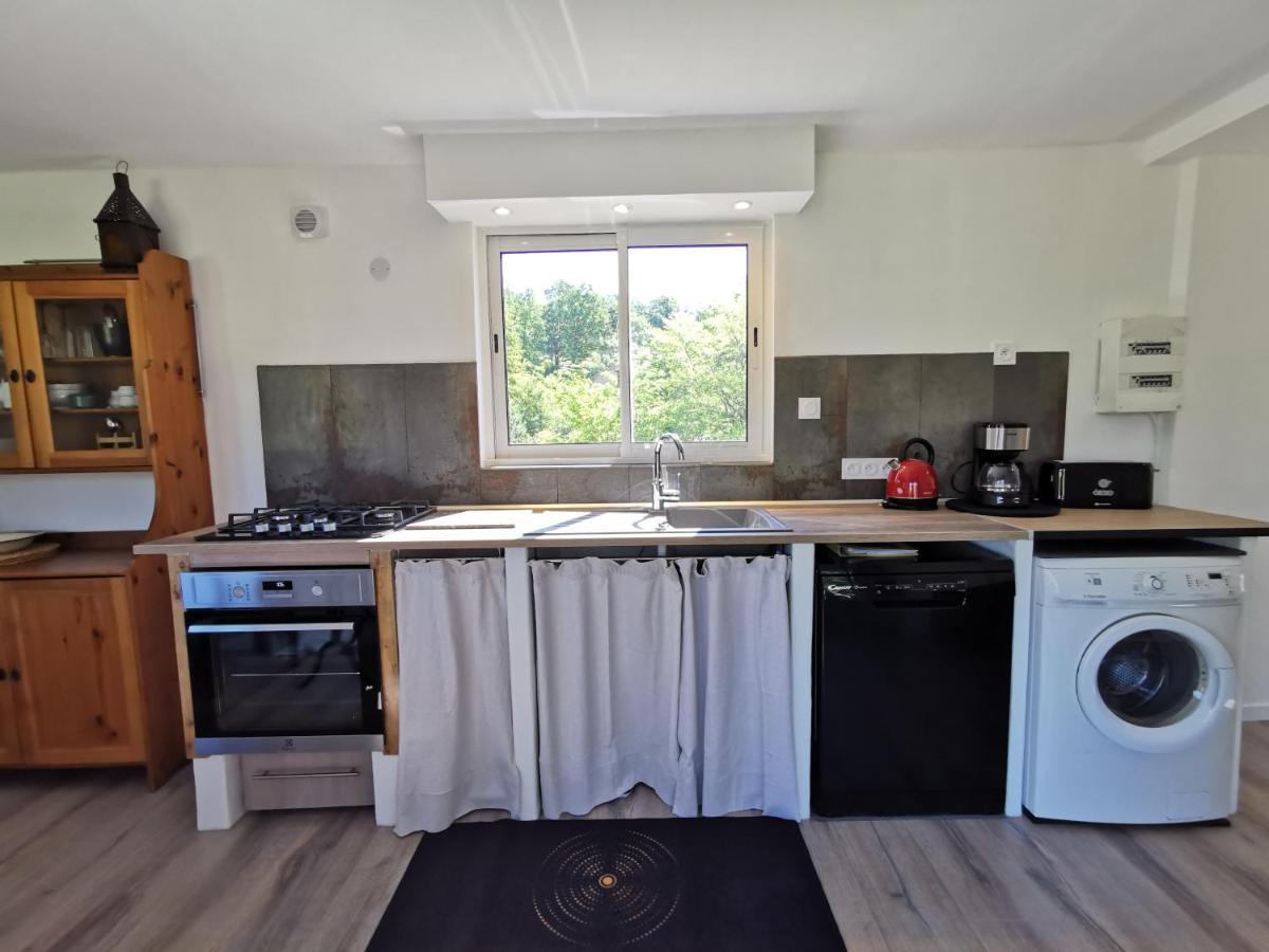 La Peyregoune, Logement En Pleine Nature Et Table D'Hotes Blieux Kültér fotó