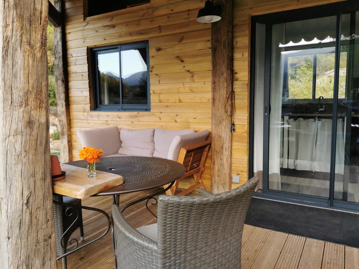 La Peyregoune, Logement En Pleine Nature Et Table D'Hotes Blieux Kültér fotó