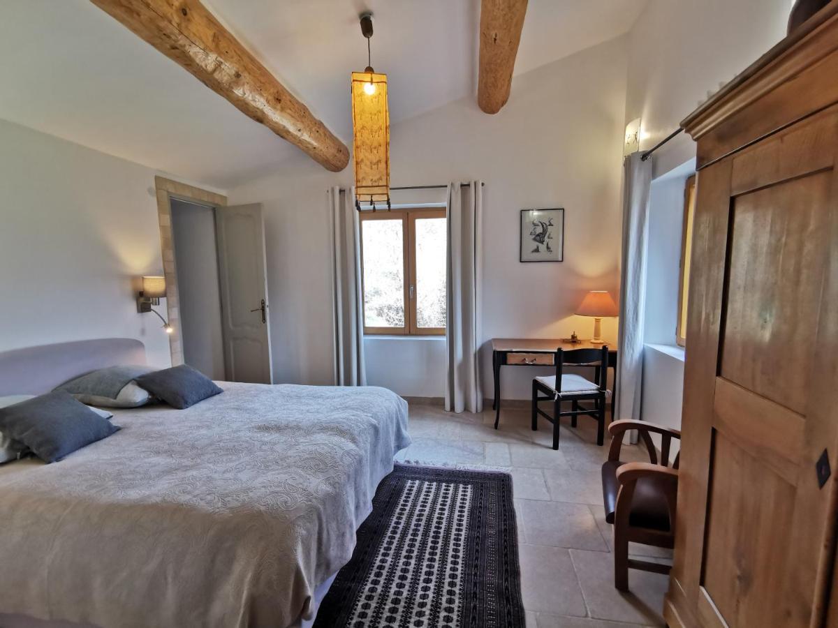 La Peyregoune, Logement En Pleine Nature Et Table D'Hotes Blieux Kültér fotó
