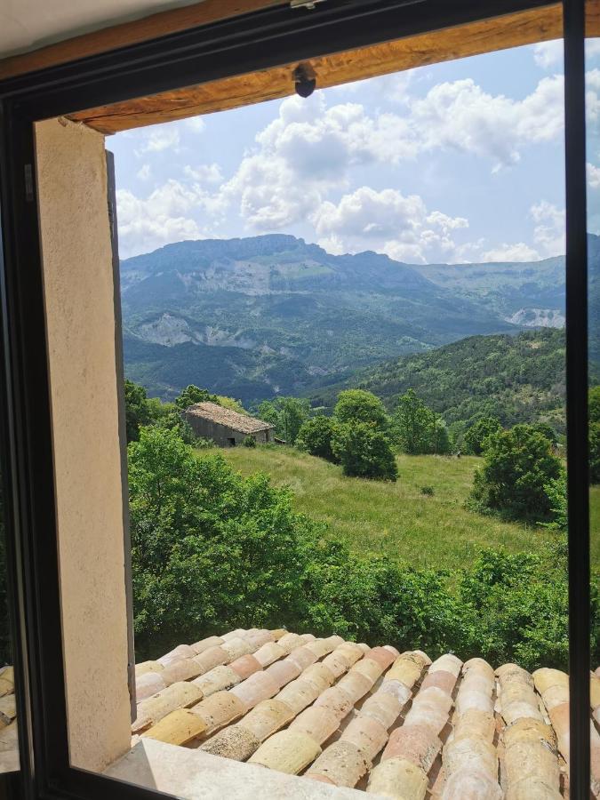 La Peyregoune, Logement En Pleine Nature Et Table D'Hotes Blieux Kültér fotó